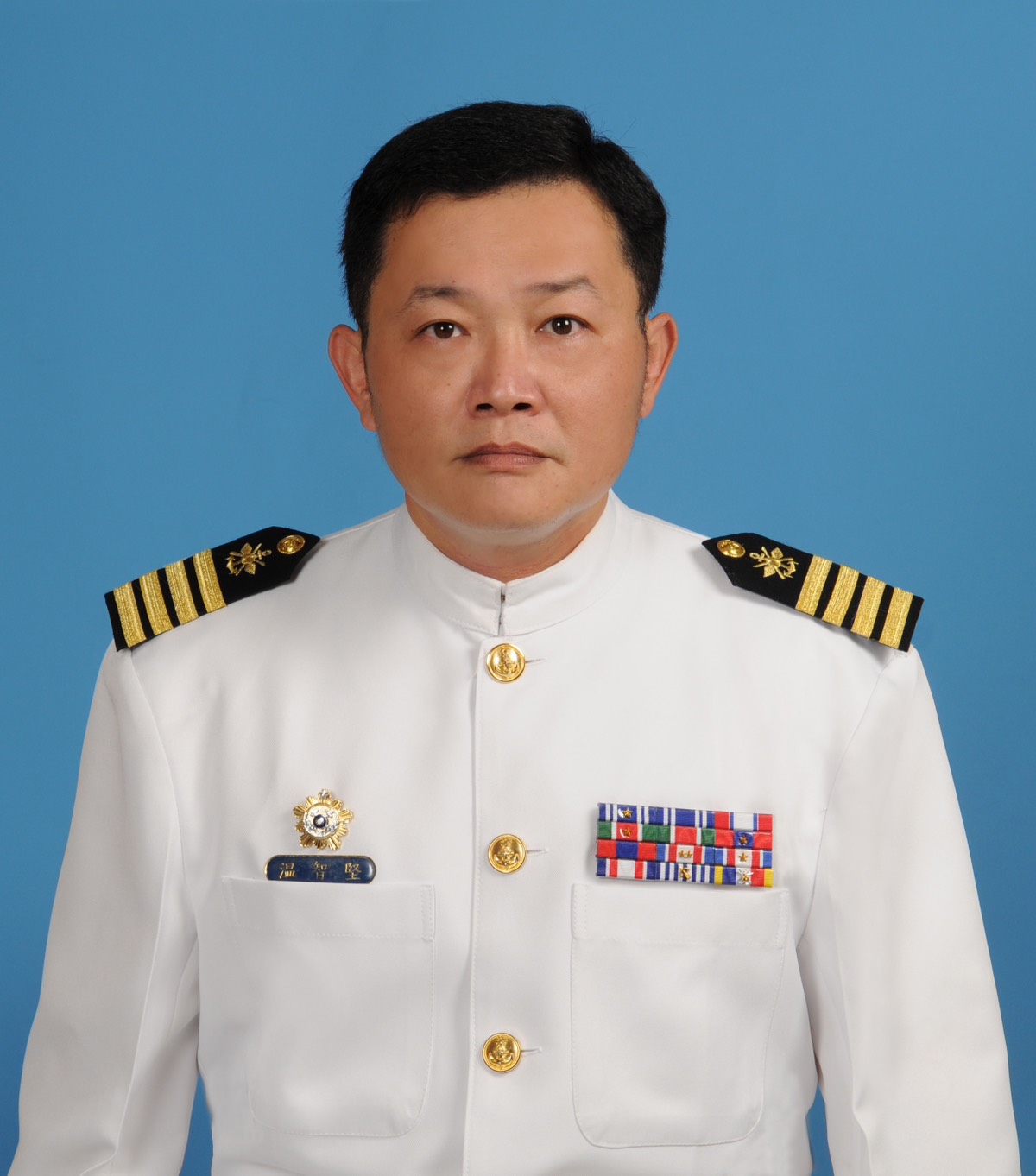 政戰主任半身照